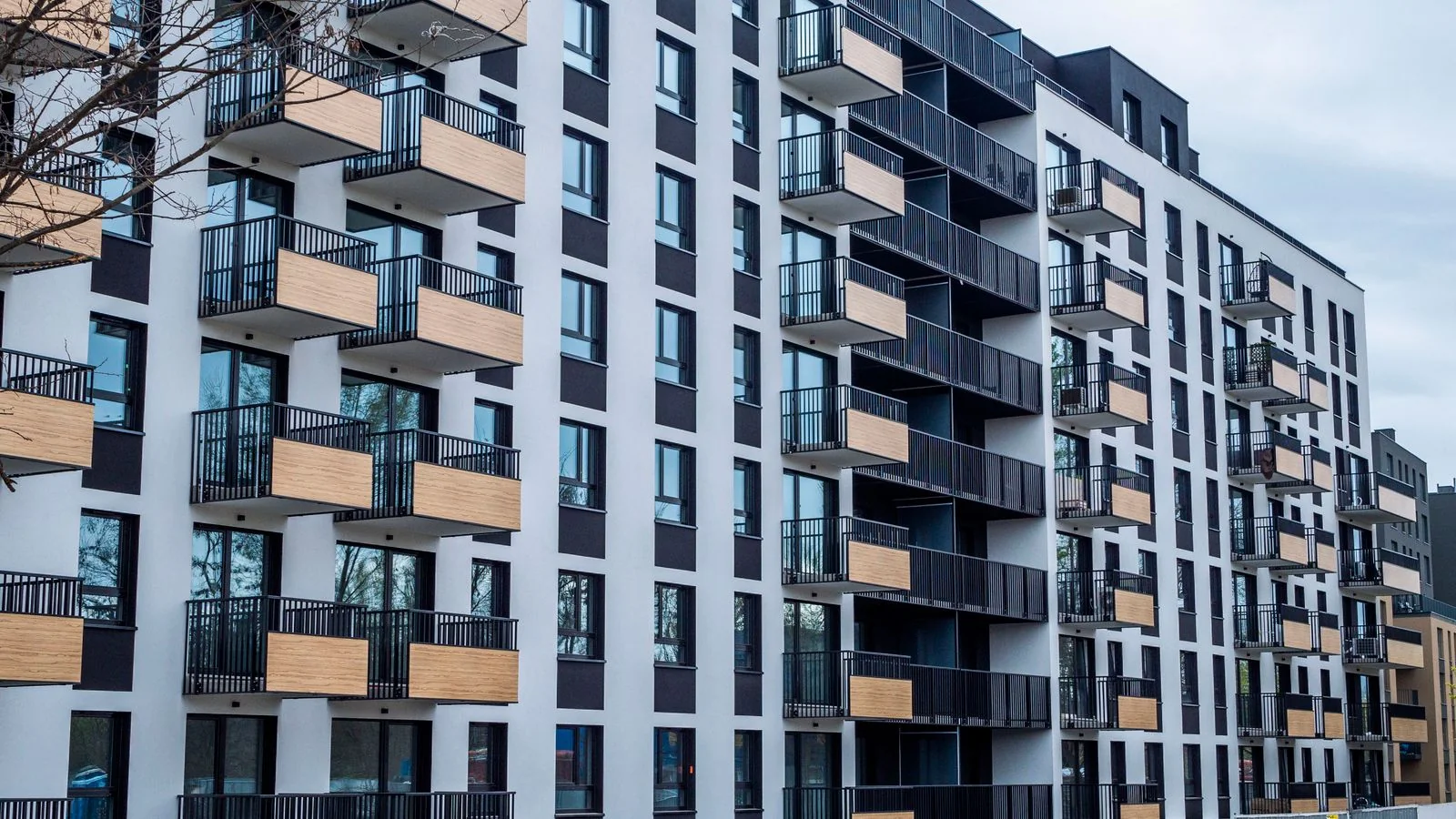 AEO for PropTech: The 6-Step Playbook AI Search Reads