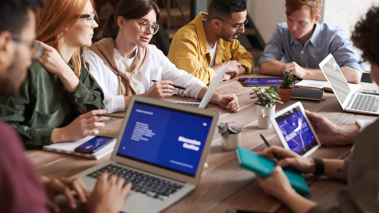 AEO for Recruiting & HR Firms (The 2026 Shift)