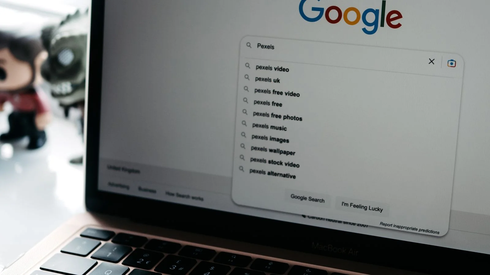 What Are AI Overviews? The 2026 Zero-Click Playbook