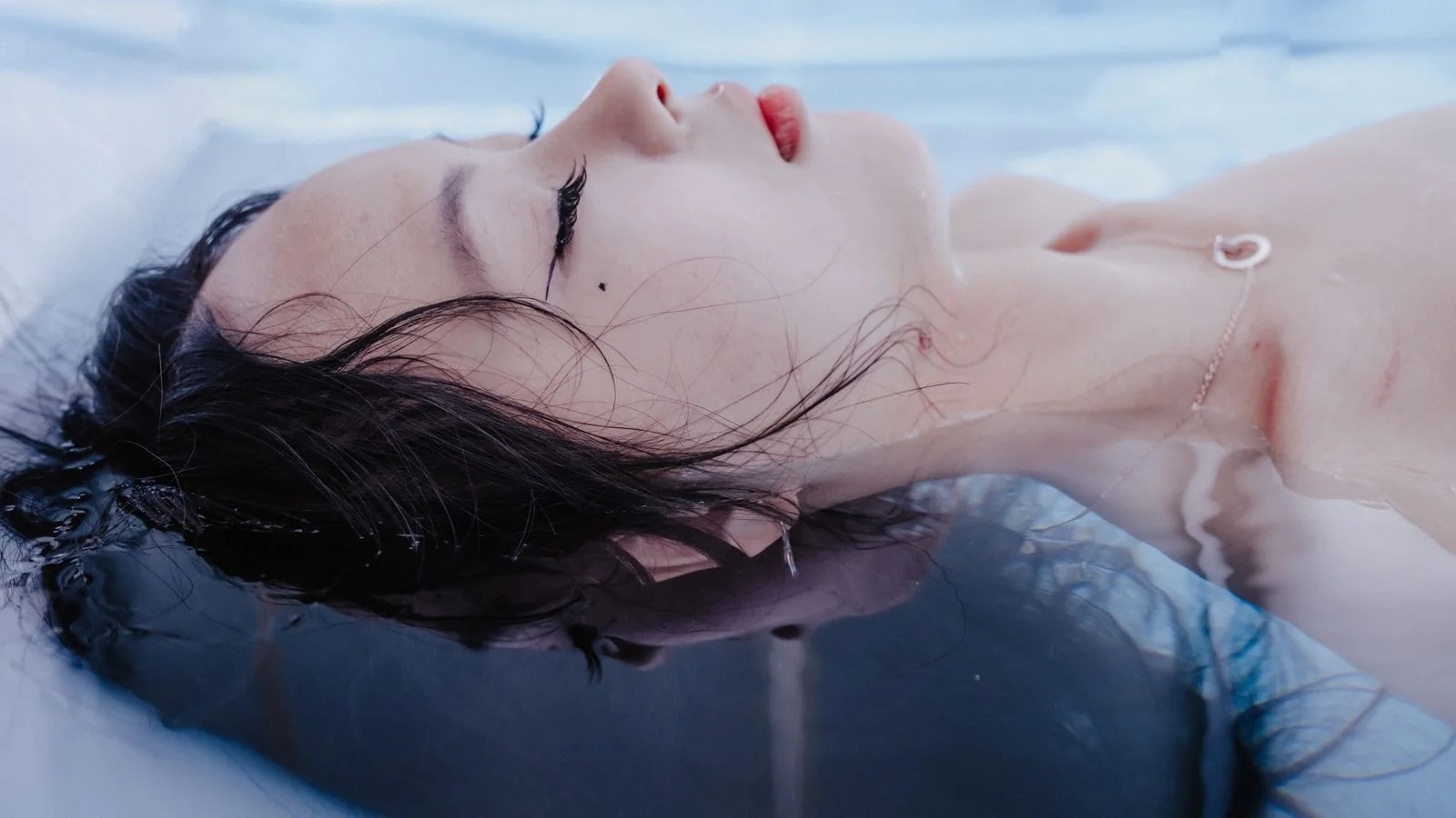 Content Marketing for Float Spas (The 90-Minute Problem)