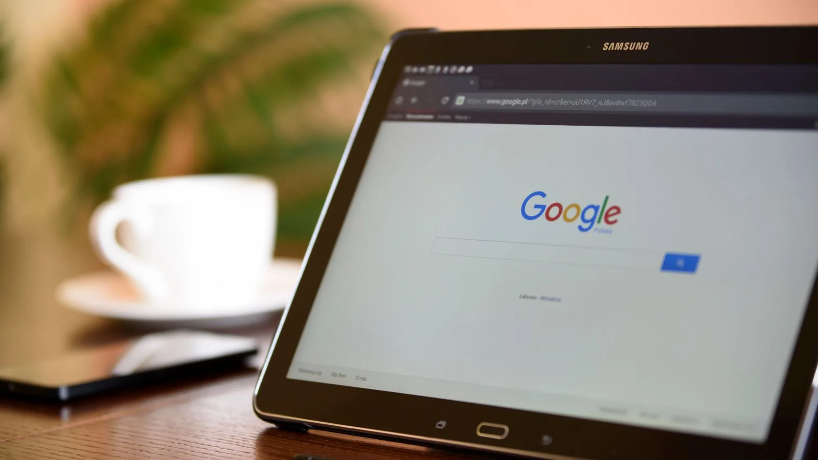 How Google AI Overviews Chooses Sources (7 Signals)