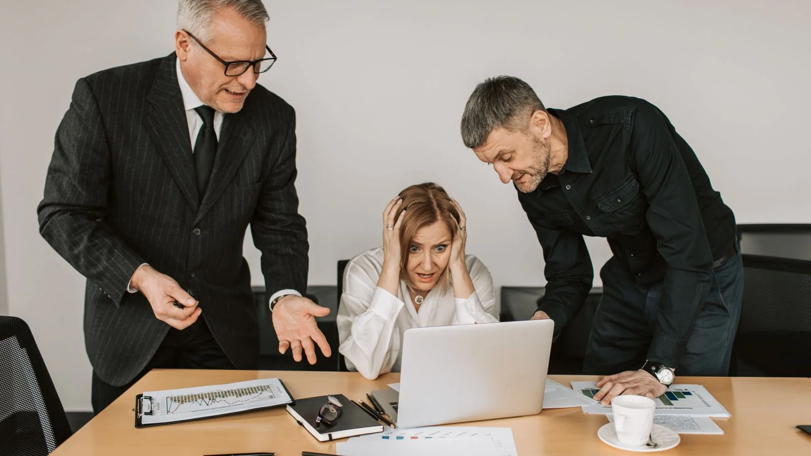 Build a Reputation Recovery Plan (7-Step Playbook)