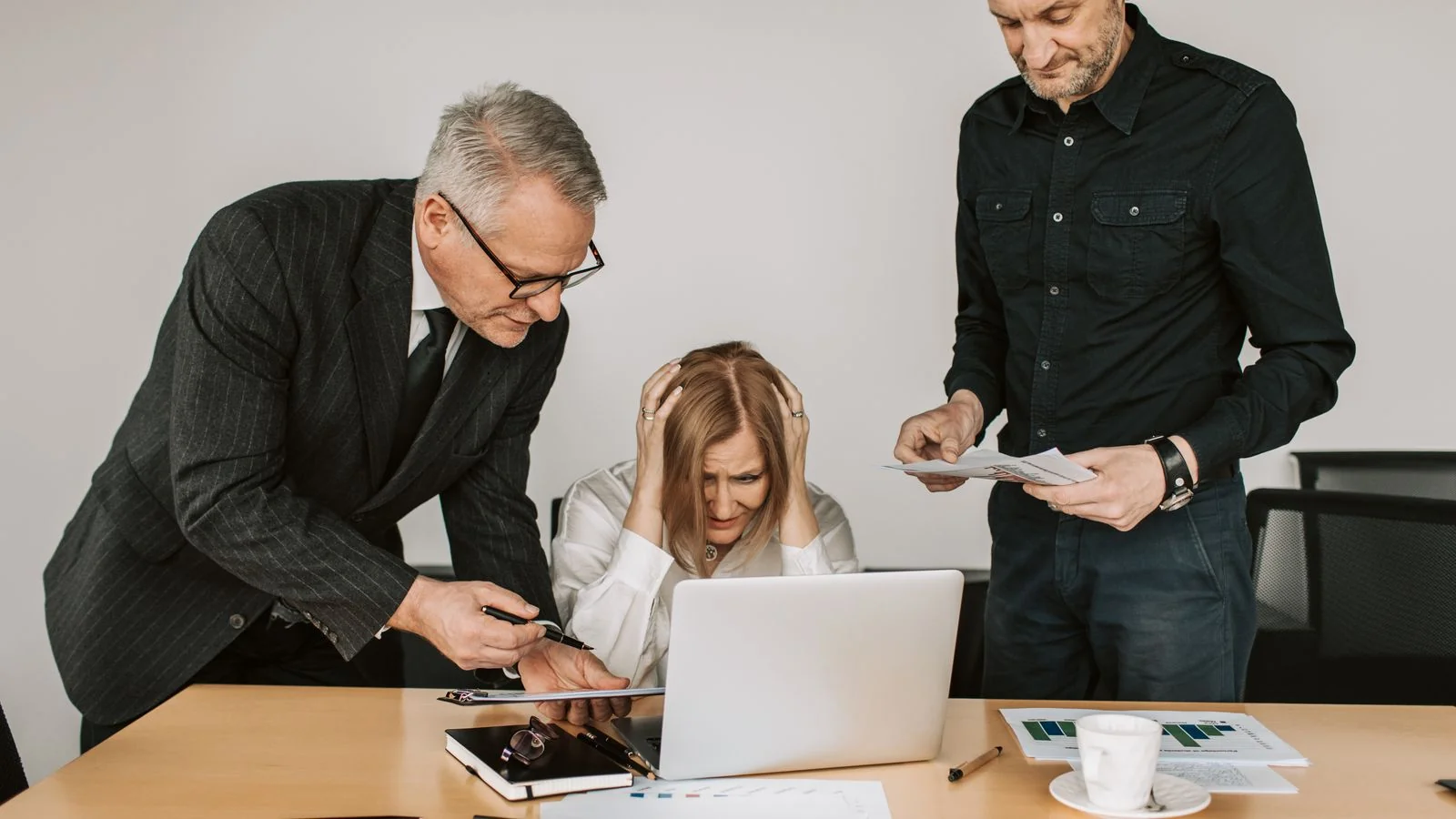 How to Fix a Bad Online Reputation (2026 Guide)