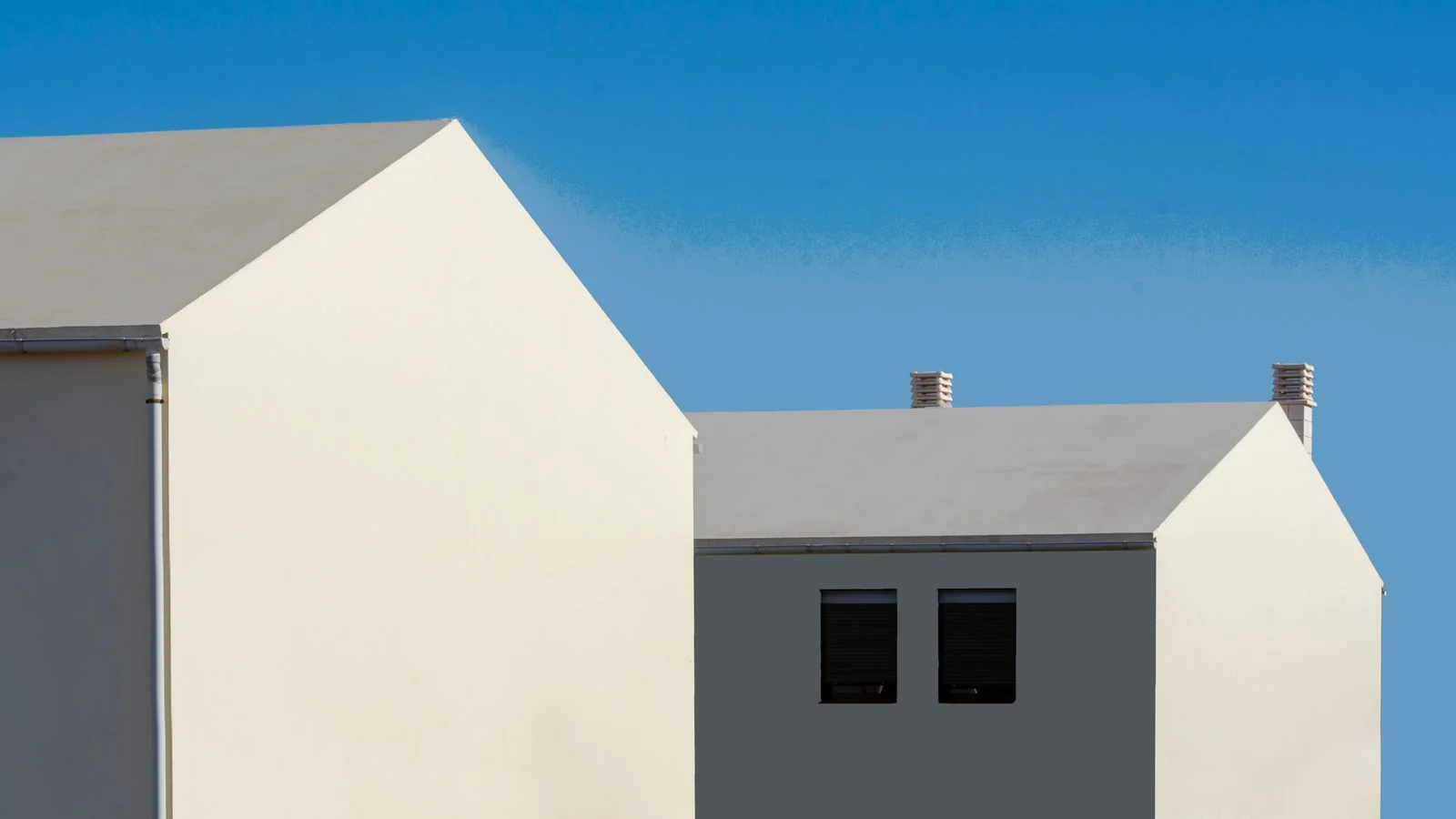 How to Get Featured in Dwell (2026 Editor Routes)