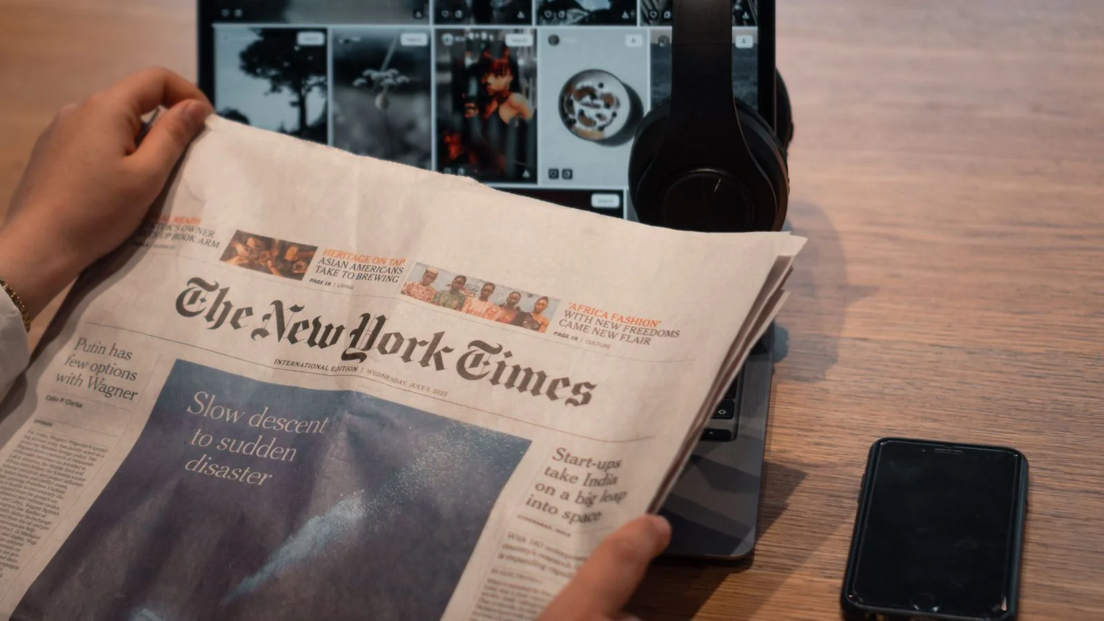 How to Get Featured in the New York Post (5 Editor Plays)