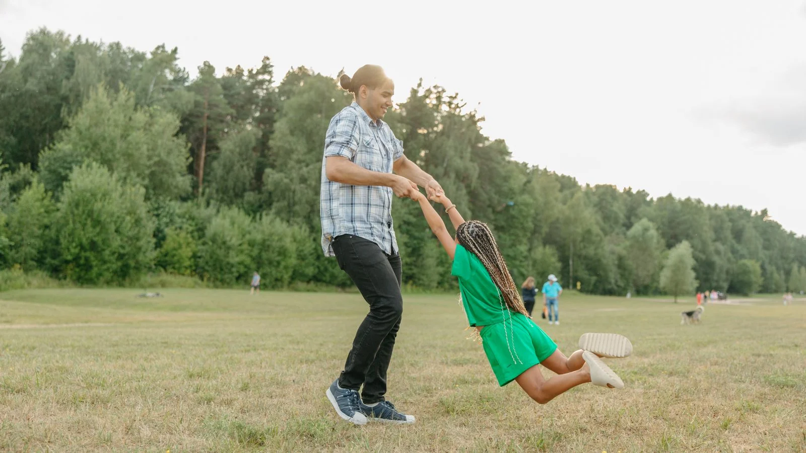 How to Get Featured on Fatherly: 4 Pitches Dads Read