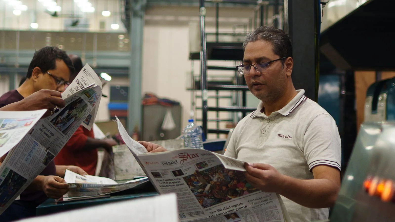 How to Get Local Press Coverage With No Budget (5 Plays)