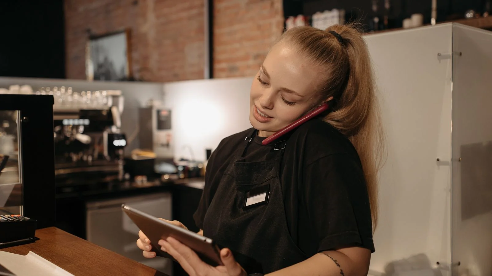 How to Manage Yelp Reviews (7 Plays for Owners)