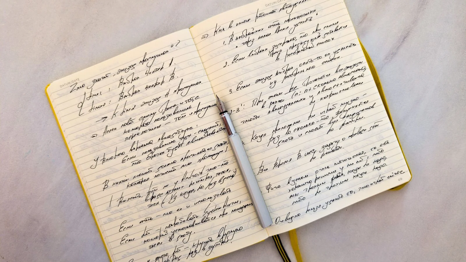 How to Pitch Long-Form Stories (4 Editors Say Yes To)