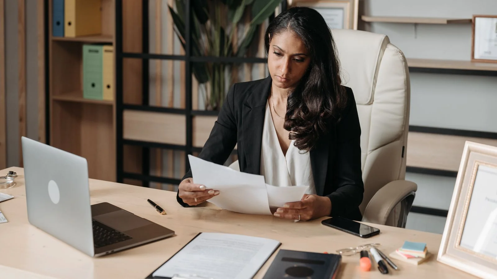 Protect Your Online Reputation Before It Cracks (6 Moves)