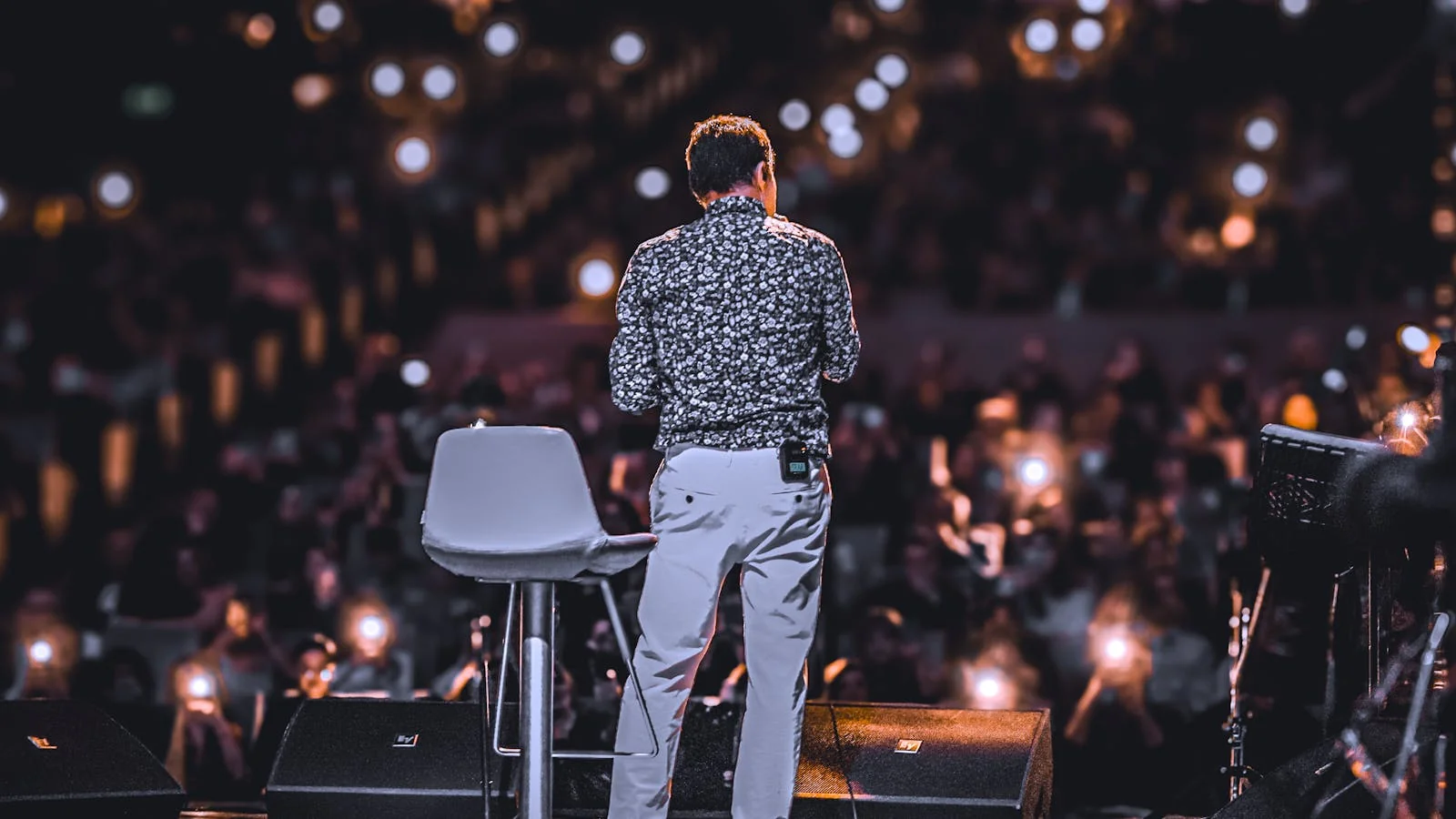 How to Write a Keynote Speech (The 90-Second Rule)