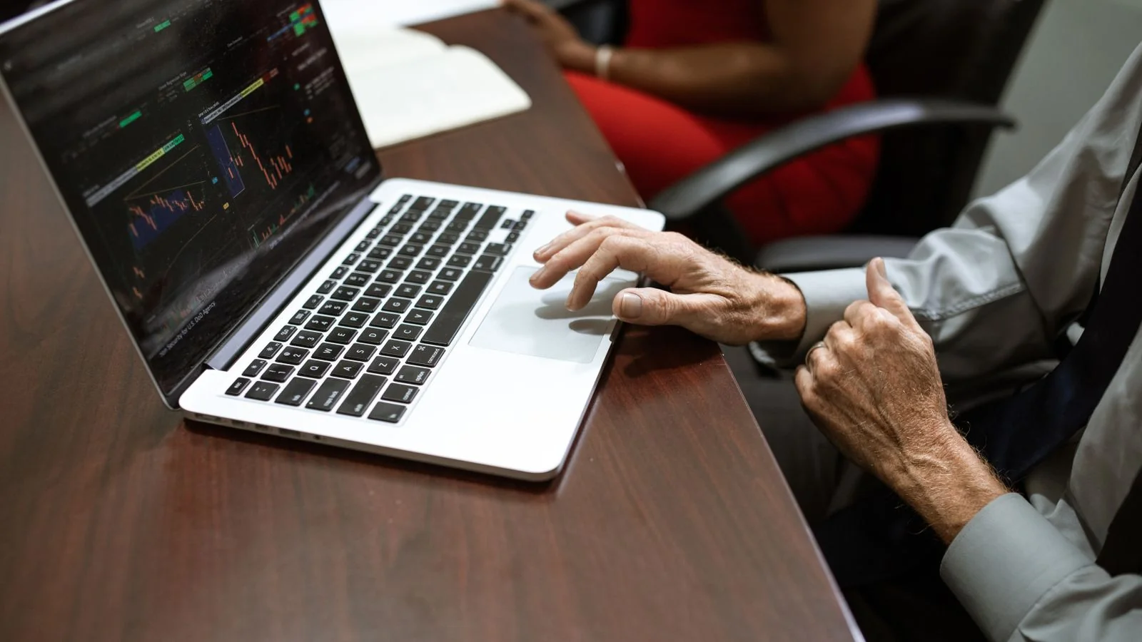 How to Write for MarTech (It's Invite-Only in 2026)