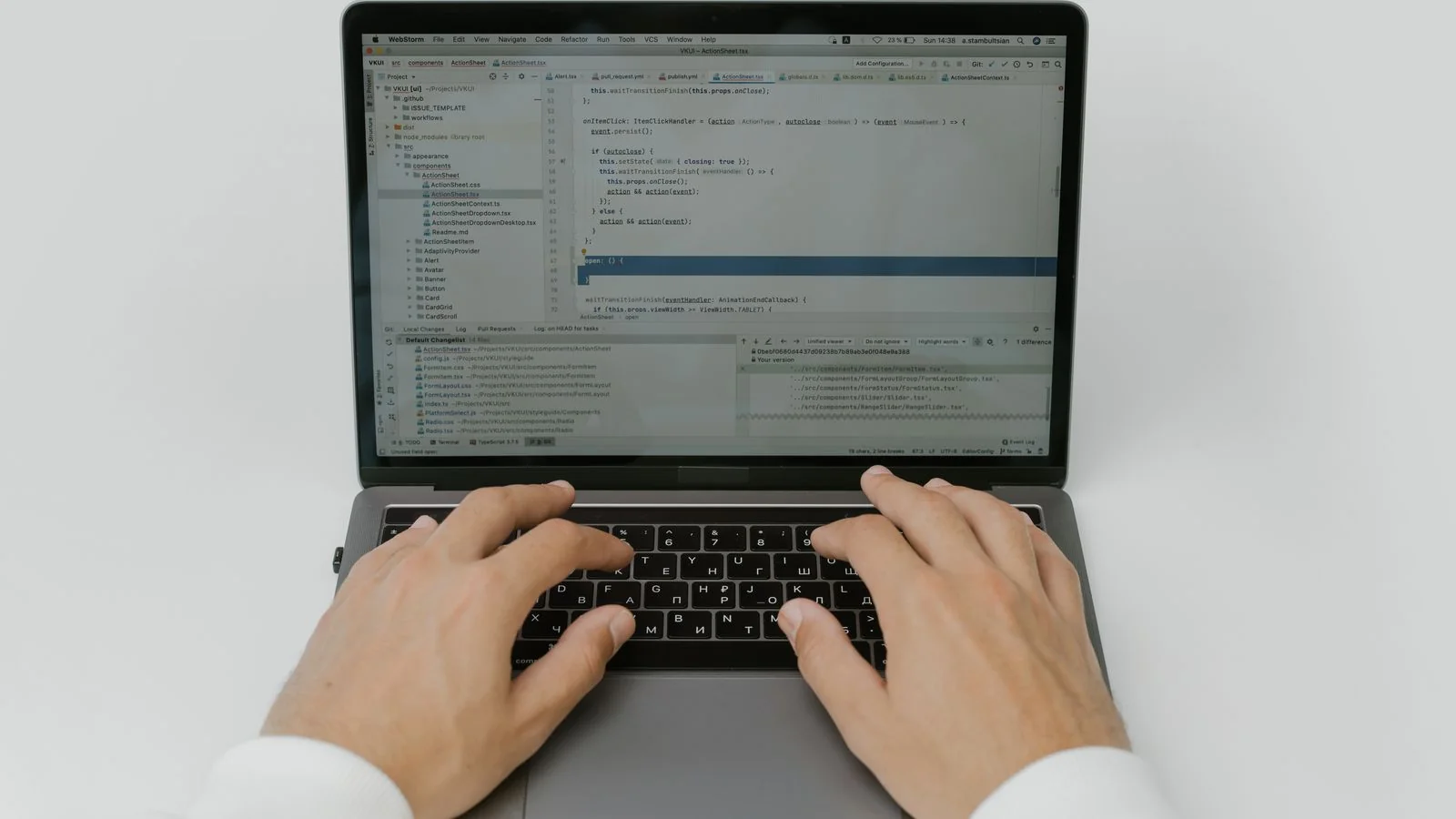 Close-up of hands typing on a laptop, the kind of search session that triggers both features