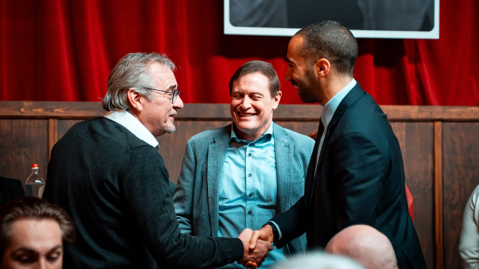 Networking for Founders: 5 Plays That Compound