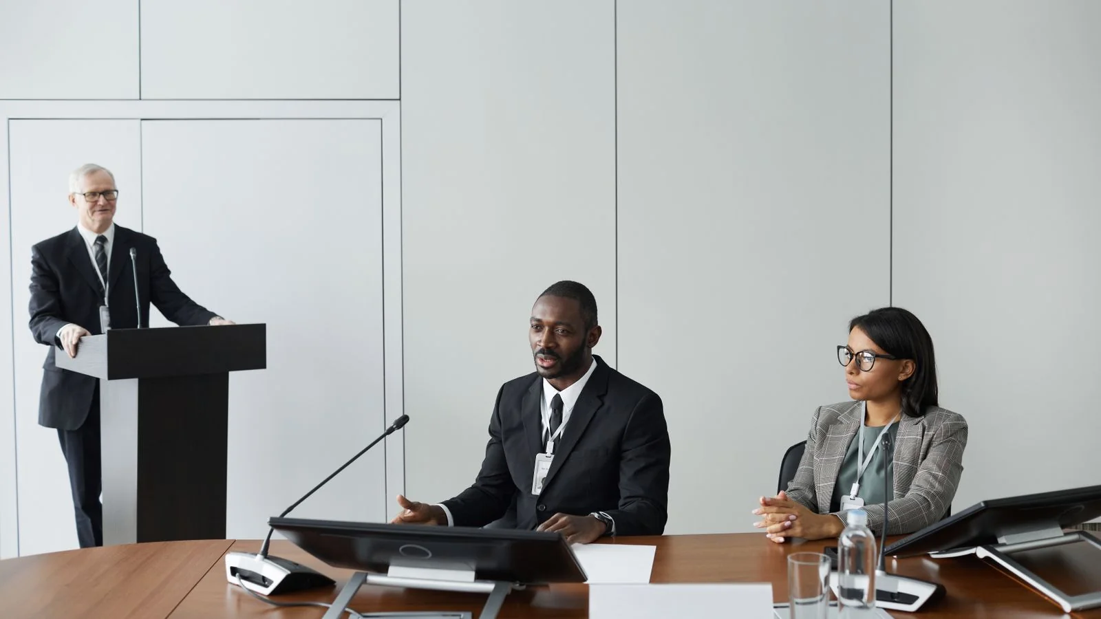Chief executive speaking on a conference panel, the setting where the one traceable query figure was stated