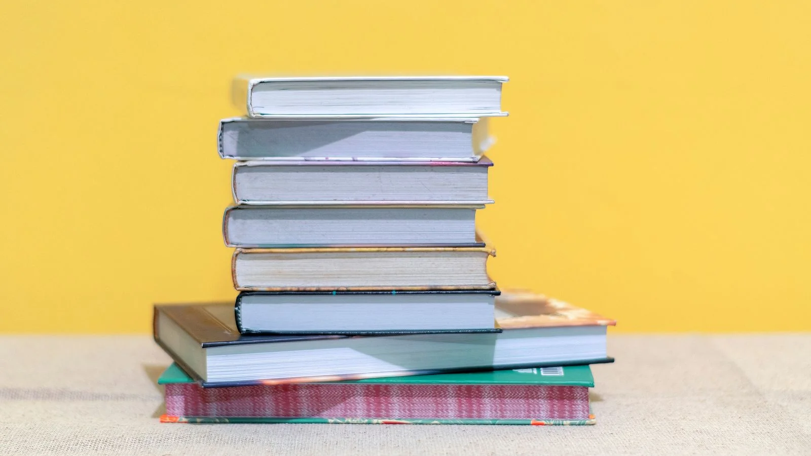 15 Best Personal Branding Books to Read in 2026