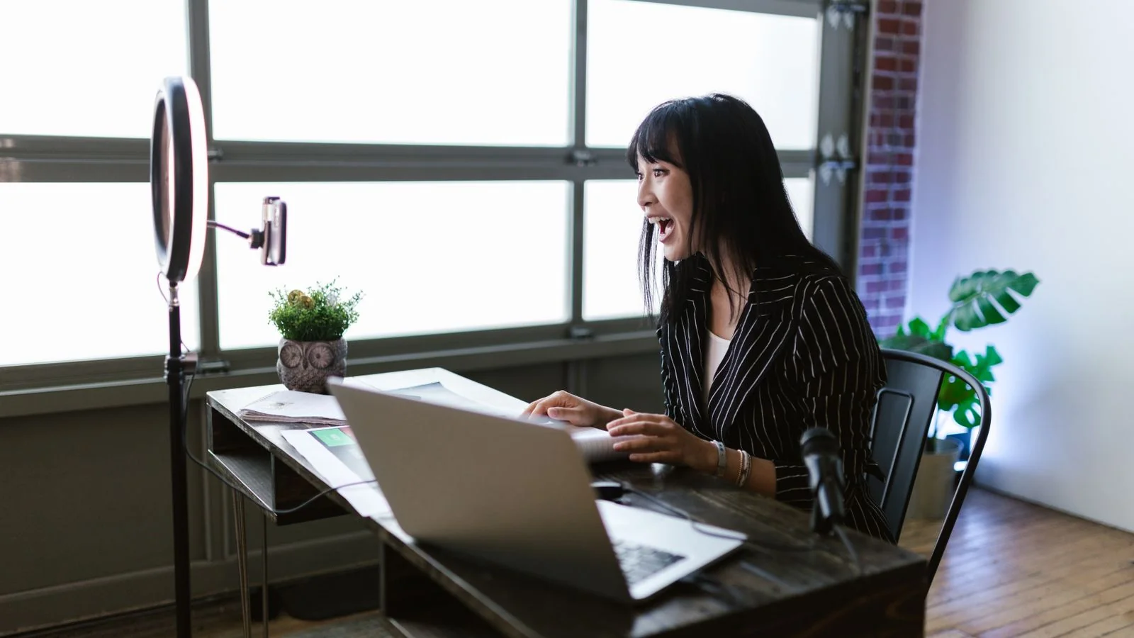 Personal Branding for Membership Site Owners (5 Moves)