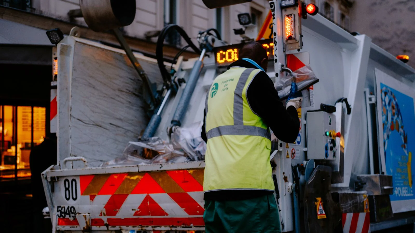 Personal Branding for Waste Management Companies (5 Moves)