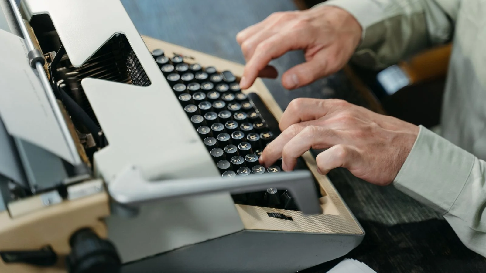 Press Release vs Blog Post: Which Wins in 2026?