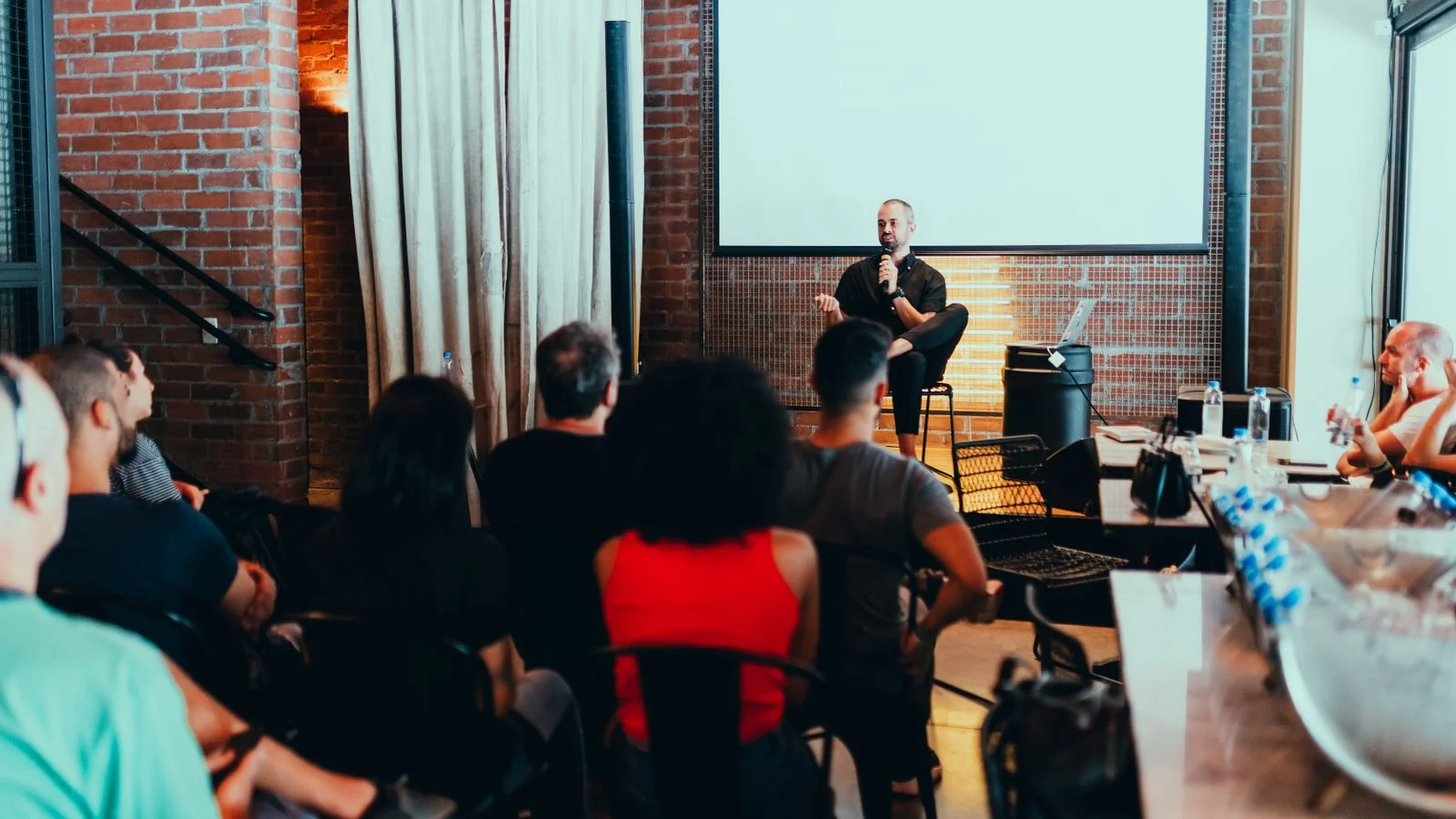 Speaking Engagement Press Release (Free Template + 3 Rules)
