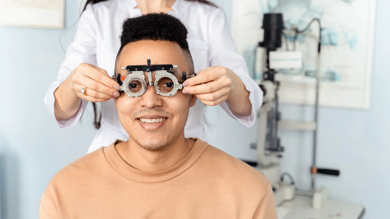 Thought Leadership for Optometrists (The 4-Stage Loop)